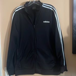 Adidas men sweater top with pockets